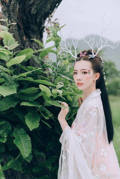 网红古装美女,网红古装美的惊艳演绎
