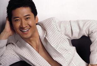 周杰有什么背景后台,揭秘娱乐圈背后的神秘力量